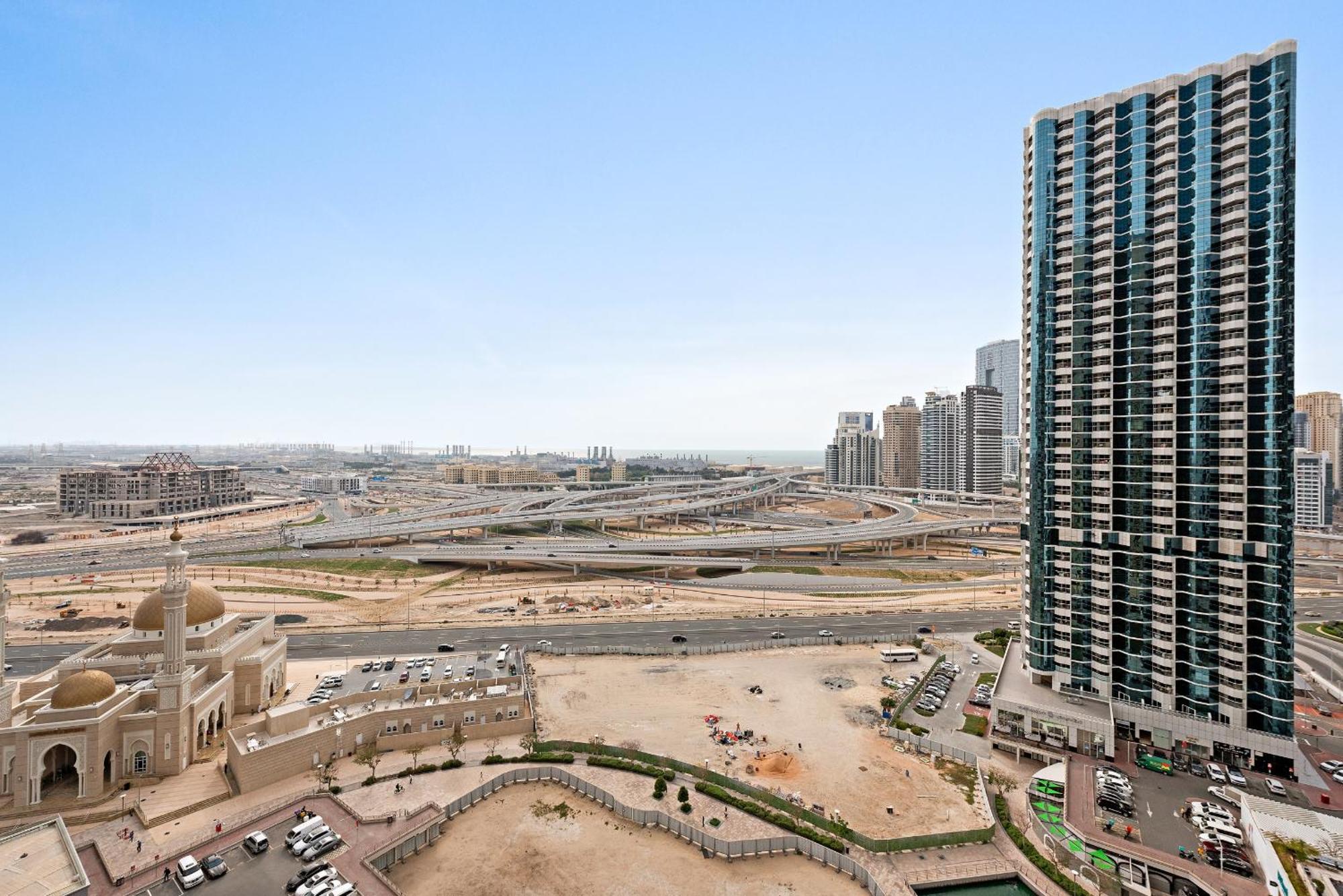 Vayk- Vibrant And Welcoming 2 Bd In Jlt Lägenhet Dubai Exteriör bild